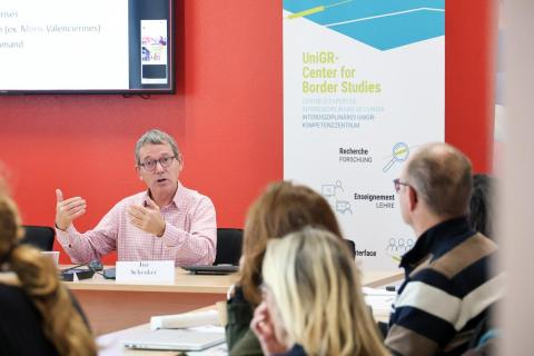 Urgence et frontières